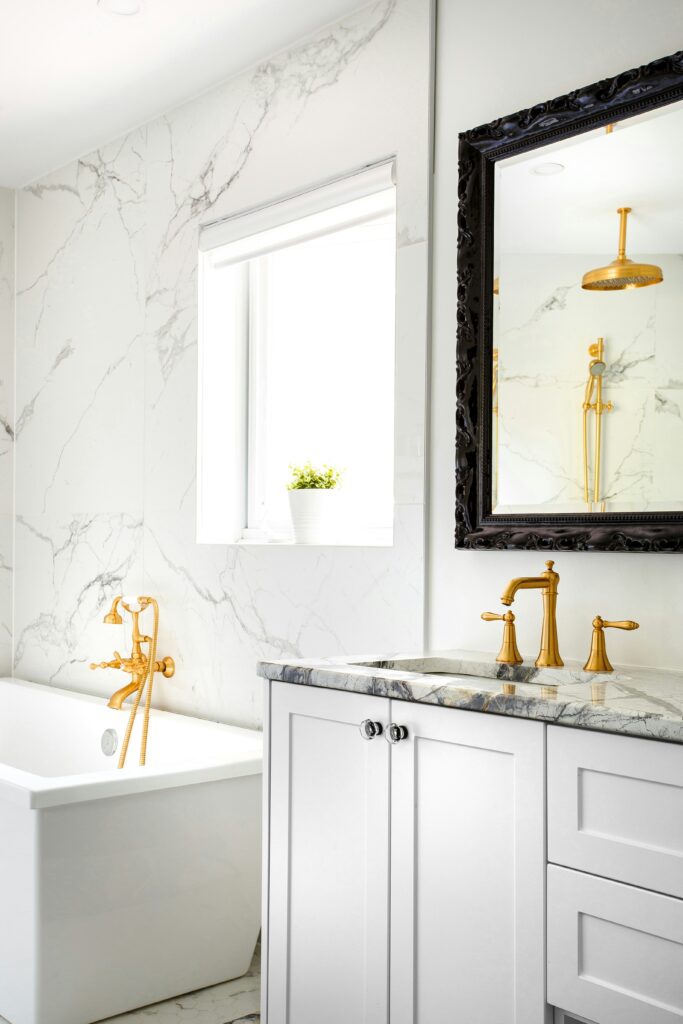 White and gold bathroom vanity